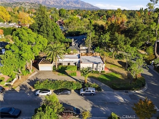 929 Descanso Dr, La Canada Flintridge, CA 91011