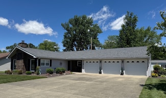 118 Iris Ln, Carmi, IL 62821