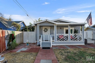 811 V St, Bakersfield, CA 93304