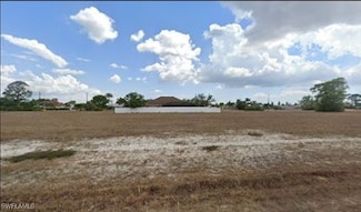 346 Diplomat Pkwy W, Cape Coral, FL 33993