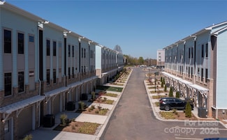 8501 University Executive Park Dr Unit A2, Charlotte, NC 28262