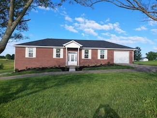253 Candlelight Dr, Stanford, KY 40484