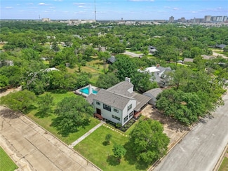 301 Hensel Ave, Bryan, TX 77801