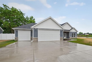 108 Jimmy H Dr, Jonesburg, MO 63351