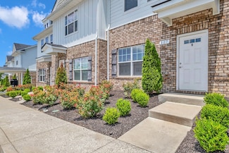 127 Dry Creek Commons Dr, Goodlettsville, TN 37072