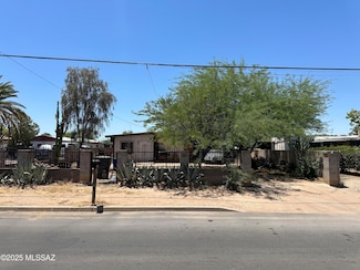 426 E Blacklidge Dr, Tucson, AZ 85705