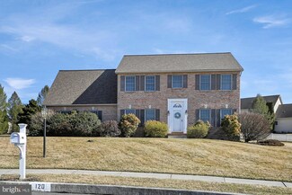 120 Brinser Ct, Hummelstown, PA 17036