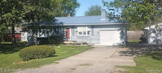 9222 N Bray Rd, Clio, MI 48420
