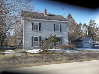 47 Washington St, Calais, ME 04619