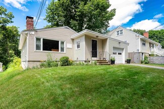 74 Sims Ave, Portsmouth, NH 03801