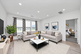 24063 Hawthorn Lakes Dr, Roman Forest, TX 77357