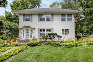 1325 W 50th St, Kansas City, MO 64112