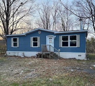 5 Sayer Ln, Middletown, NY 10940