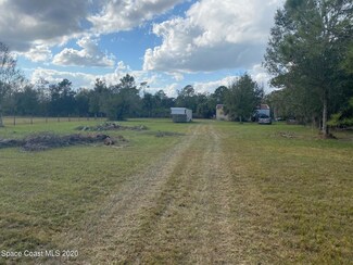 3050 Weber Rd, Malabar, FL 32950