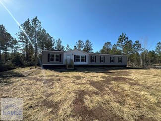 330 Preston Place NE, Ludowici, GA 31316
