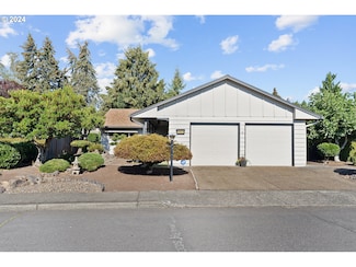 15905 SW Queen Victoria Place, Portland, OR 97224