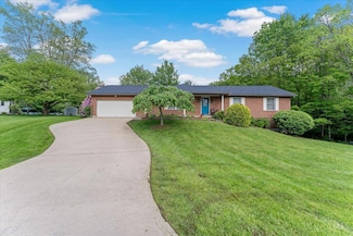 120 McMurchy Ave, Bethel, OH 45106