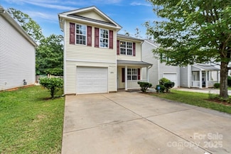 2331 Reid Oaks Dr, Charlotte, NC 28208