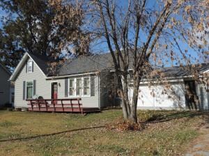 220 E Orange St, Letts, IA 52754