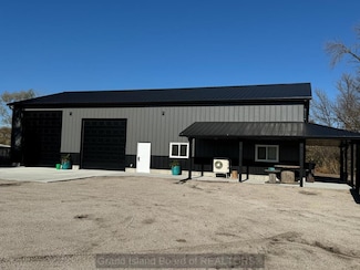 113 Riverview Dr, Phillips, NE 68865