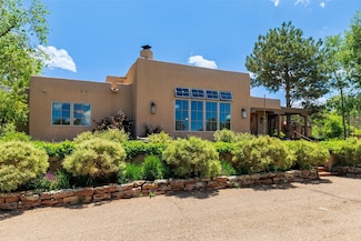 826 1/2 E Zia Rd, Santa Fe, NM 87505