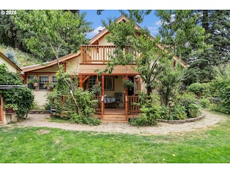 51557 SW Em Watts Rd, Scappoose, OR 97056