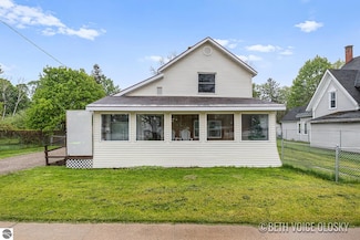 210 E State St, Mancelona, MI 49659