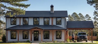42 Greystone Ln, Brunswick, ME 04011