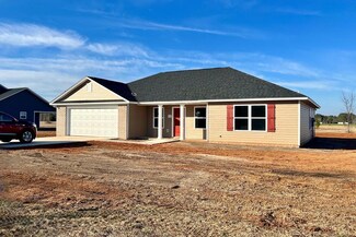 5635 Tillman Nursery Rd, Wedgefield, SC 29168