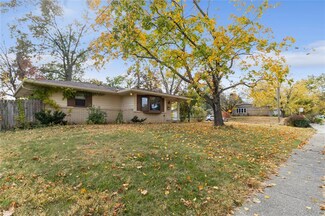 3124 Twana Dr, Des Moines, IA 50310