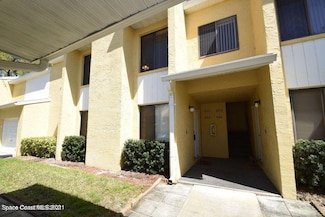 670 Cedar Side Cir NE, Palm Bay, FL 32905