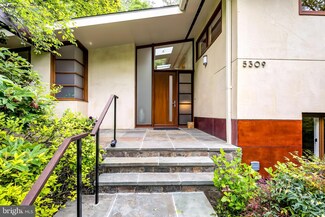 5309 Tuscarawas Rd, Bethesda, MD 20816