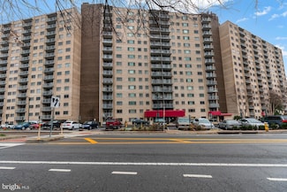 2500 N Van Dorn St Unit 918, Alexandria, VA 22302