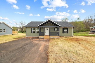 712 Hi Tech Dr, Livingston, TN 38570
