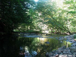 371 Center Rd, Lacona, NY 13083