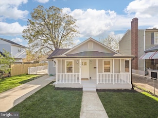 1724 S Edgewood St, Arlington, VA 22204