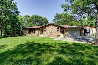 305 Birch Briar Ln, Park Rapids, MN 56470