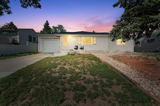 2974 Kelley Dr, Cheyenne, WY 82001