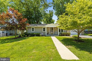 3807 15th St, Chesapeake Beach, MD 20732