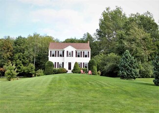 18 Clydesdale Dr, Danville, NH 03819
