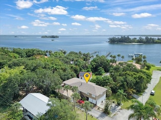 6570 114th Ln, Sebastian, FL 32958