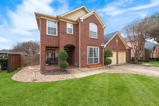 6923 Briarwood Dr, Fort Worth, TX 76132