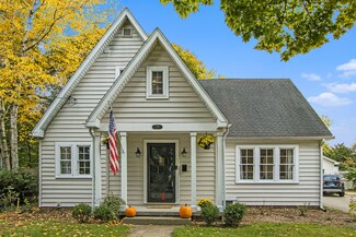 729 Edgemoor Ave, Kalamazoo, MI 49008