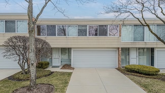 145 Wellington Rd, Northbrook, IL 60062