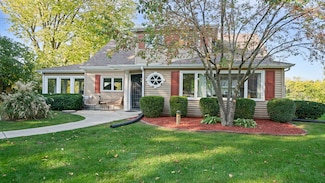 6920 N 2nd St, Machesney Park, IL 61115
