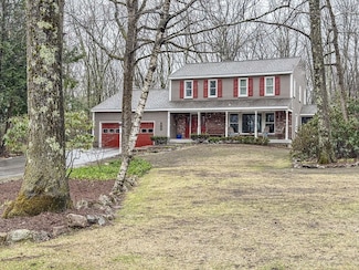 6 Brady Loop, Andover, MA 01810