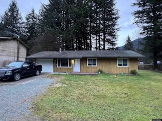 5840 Lund St, Juneau, AK 99801