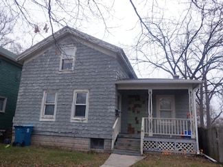 1411 Oak St, Kalamazoo, MI 49008