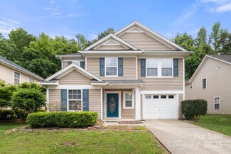 14010 Pinyon Pine Ln, Charlotte, NC 28215