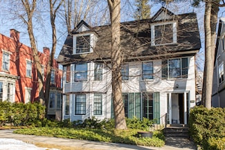 590 N Broadway Unit 1, Saratoga Springs, NY 12866